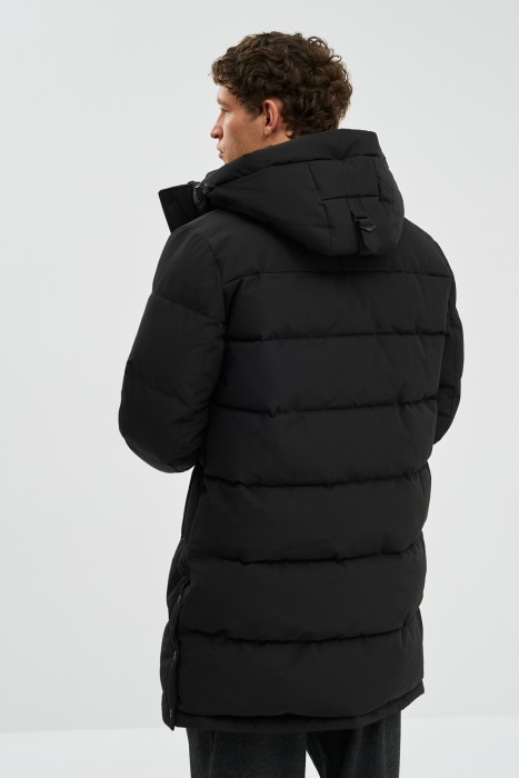 зимняя куртка с капюшоном по цене 9530 руб вид справа