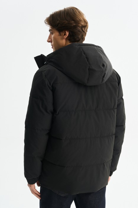 зимняя куртка с капюшоном по цене 3660 руб вид справа