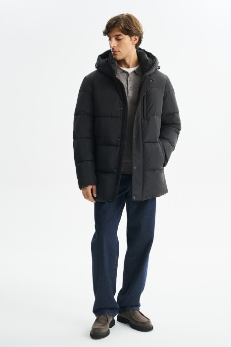 зимняя куртка с капюшоном из россии вид сбоку