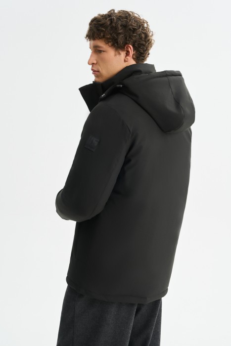 зимняя куртка с капюшоном по цене 5120 руб вид справа