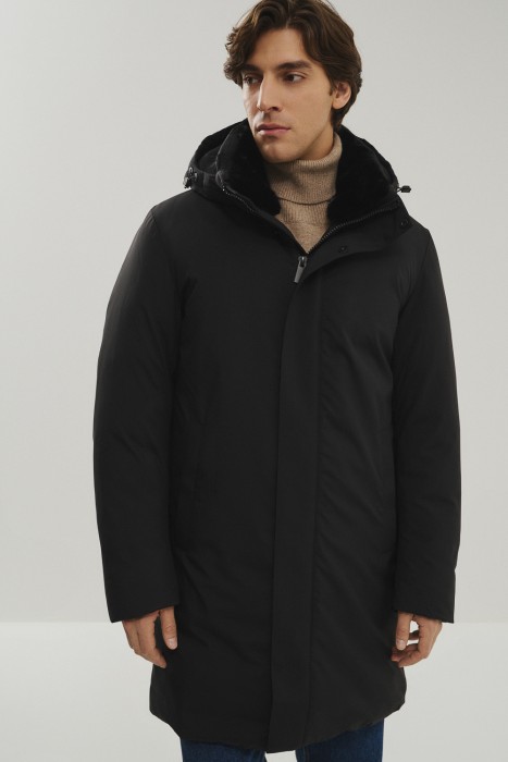 зимняя куртка с капюшоном от бренда снежная королева вид слева