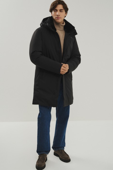 зимняя куртка с капюшоном из россии вид сбоку