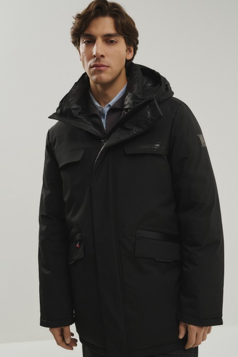 зимняя куртка с капюшоном от бренда снежная королева вид слева