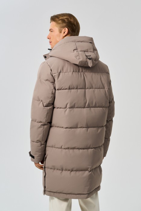 зимняя куртка с капюшоном по цене 9530 руб вид справа