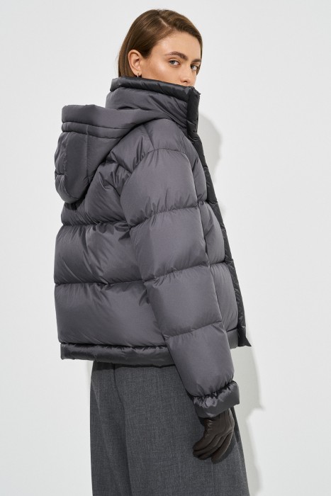 зимняя куртка с капюшоном по цене 4070 руб вид справа