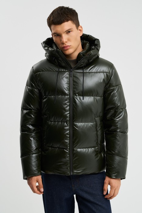 зимняя куртка с капюшоном по цене 6920 руб вид справа