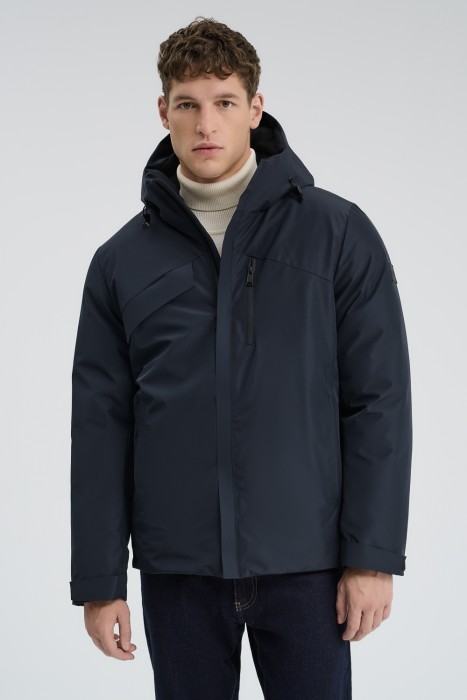 зимняя куртка с капюшоном от бренда снежная королева вид слева