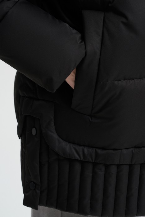 зимняя куртка с капюшоном из россии вид сбоку