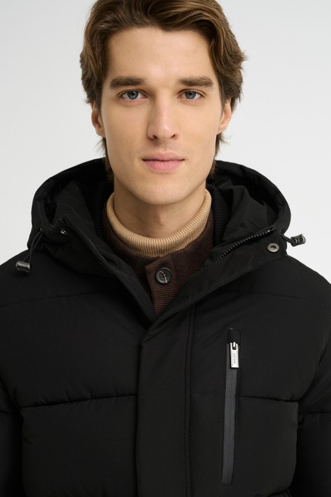 зимняя куртка с капюшоном из россии вид сбоку