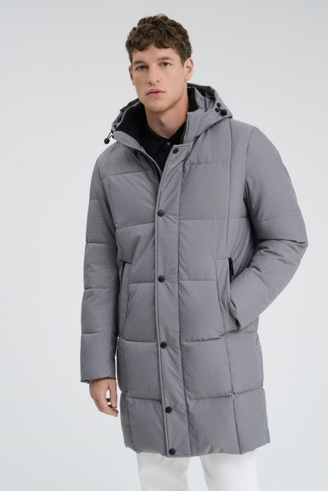 зимняя куртка с капюшоном от бренда снежная королева вид слева