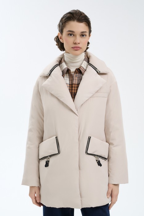 зимняя куртка с капюшоном от бренда снежная королева вид слева