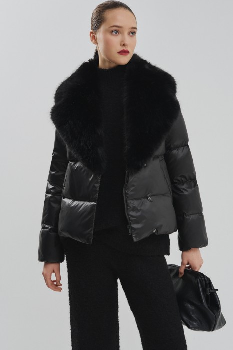 зимняя куртка с меховой отделкой 781264003 фотография