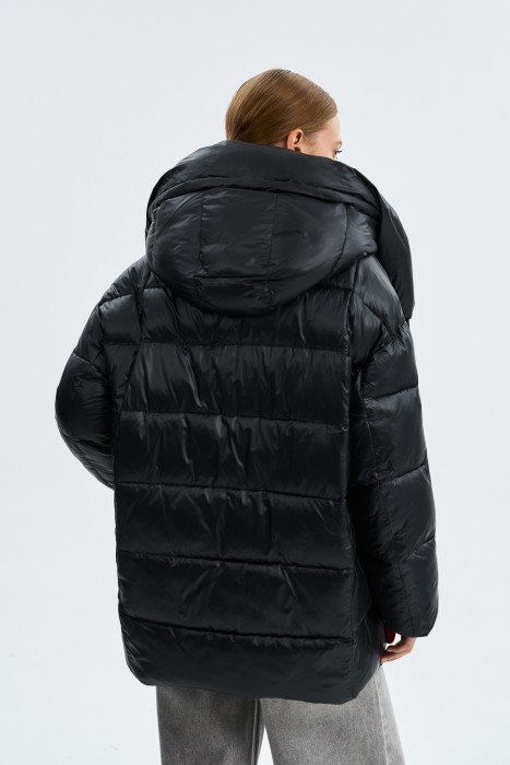 зимняя куртка с меховой отделкой по цене 12470 руб вид справа