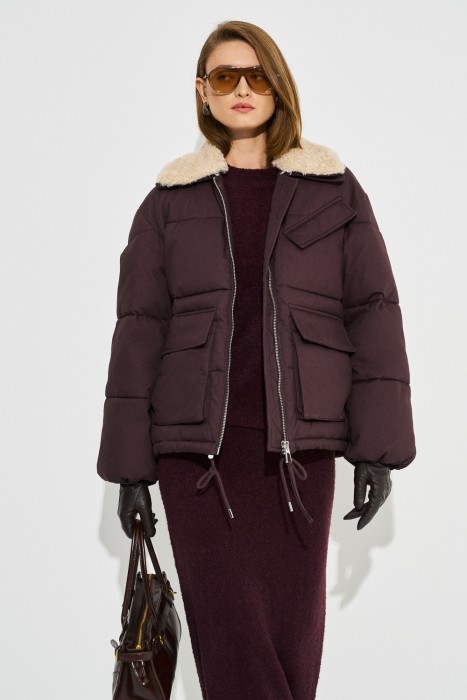 зимняя куртка с меховой отделкой от бренда снежная королева вид слева