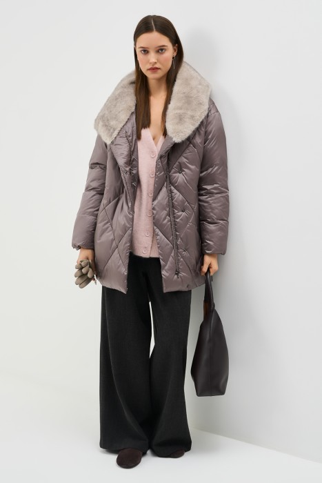 зимняя куртка с меховой отделкой 772294003 фотография