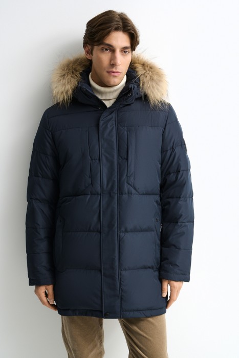 зимняя куртка с отделкой мехом енота 716088003 фотография