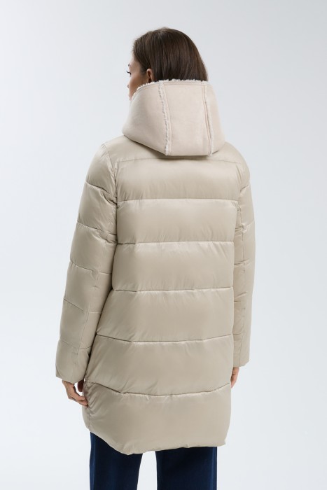 зимняя куртка с отделкой меховой тканью по цене 4820 руб вид справа