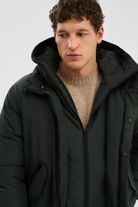 зимняя куртка со съемным капюшоном по цене 4640 руб вид справа