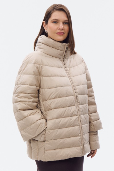 зимняя куртка по цене 6920 руб вид справа