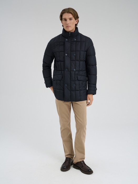 зимняя куртка из россии вид сбоку