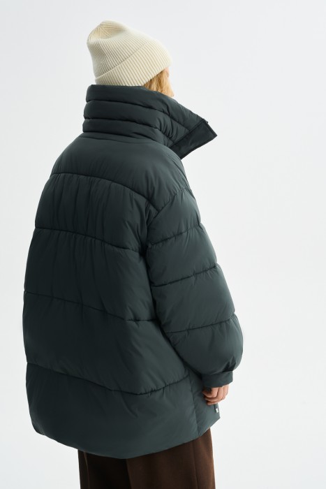 зимняя куртка по цене 4200 руб вид справа