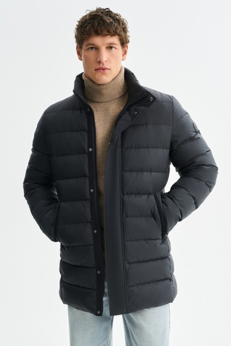 зимняя куртка из россии вид сбоку