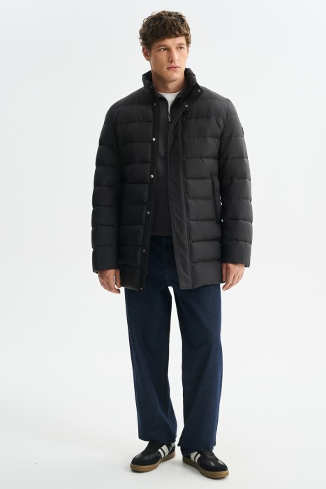 зимняя куртка из россии вид сбоку