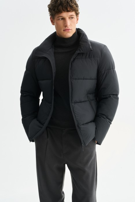 зимняя куртка по цене 5780 руб вид справа