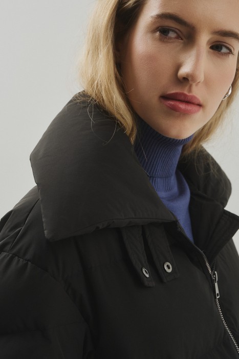 зимняя куртка из россии вид сбоку