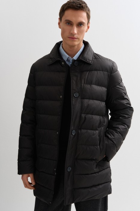 зимняя куртка от бренда снежная королева вид слева