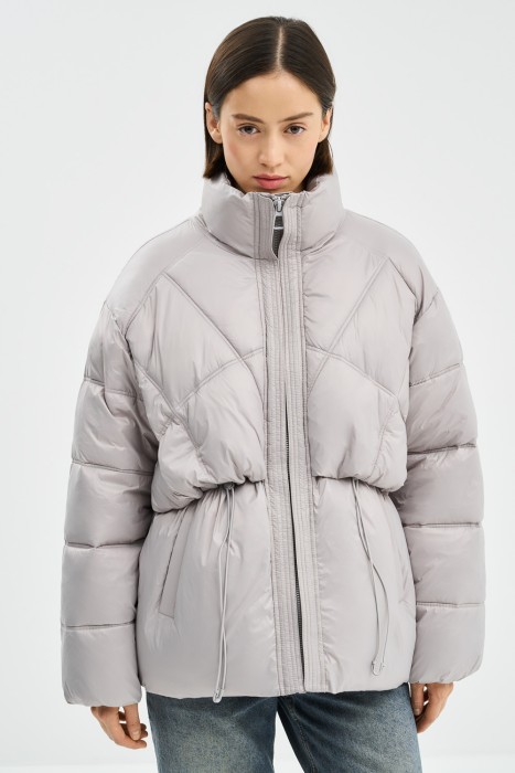 зимняя куртка от бренда снежная королева вид слева