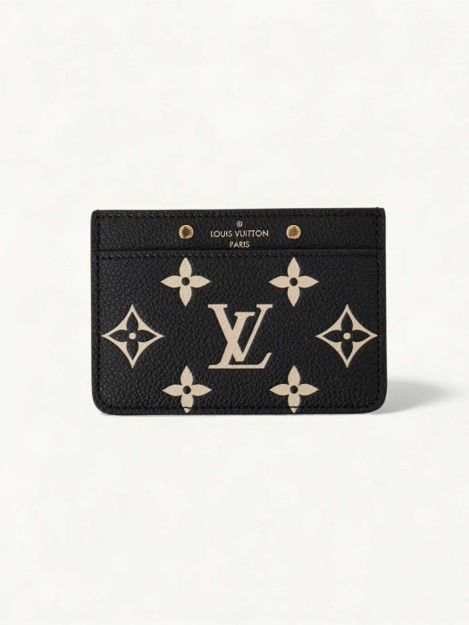 cardholder N29607985 фотография