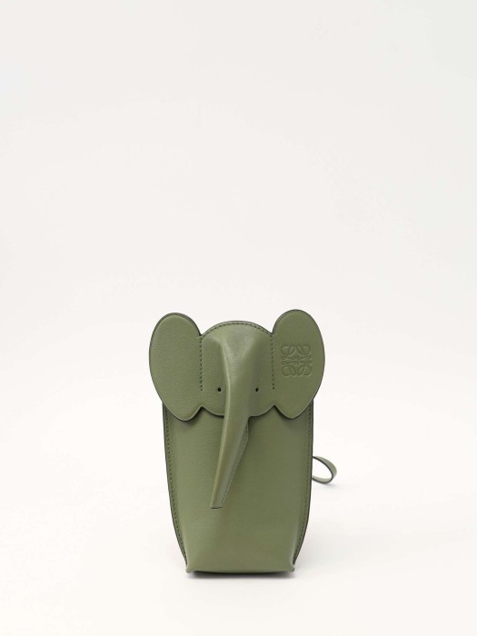 elephant R30209441 фотография