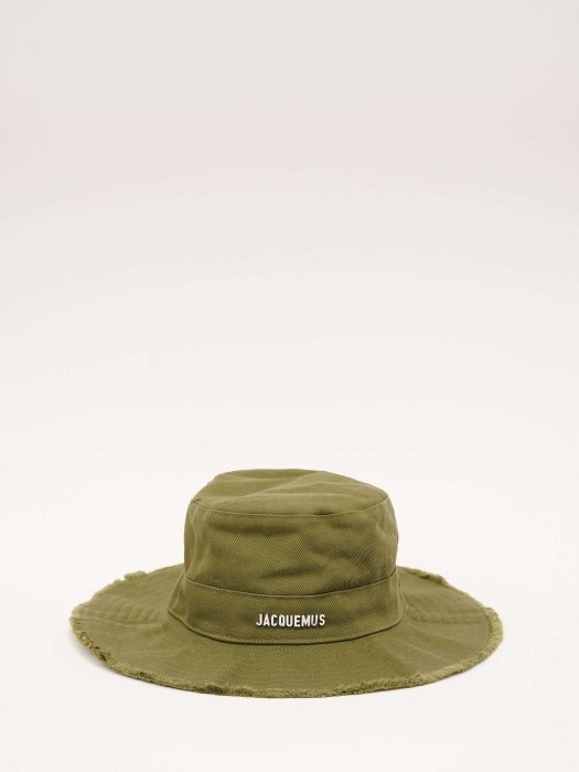 hat R28982315 фотография