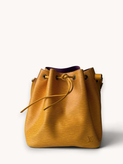 noe P31590693 фотография