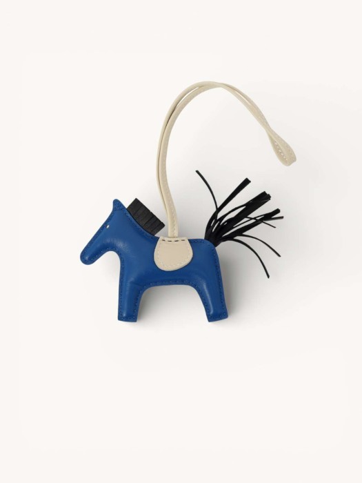 rodeo charm S29916437 фотография