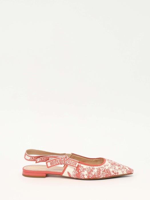 shoes R31665401 фотография