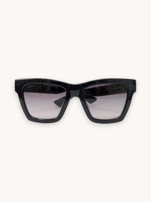 sunglasses R31482129 фотография