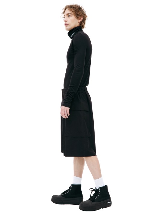 черные шорты карго от бренда jil sander вид слева