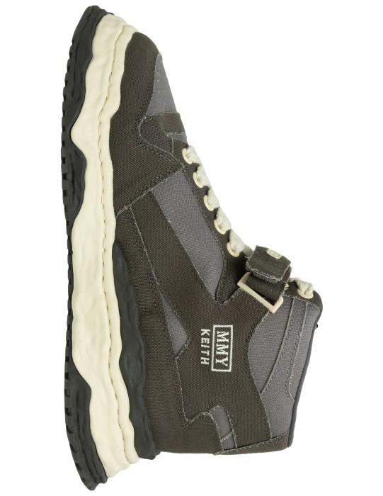 кеды keith og sole canvas от бренда maison mihara yasuhiro вид слева