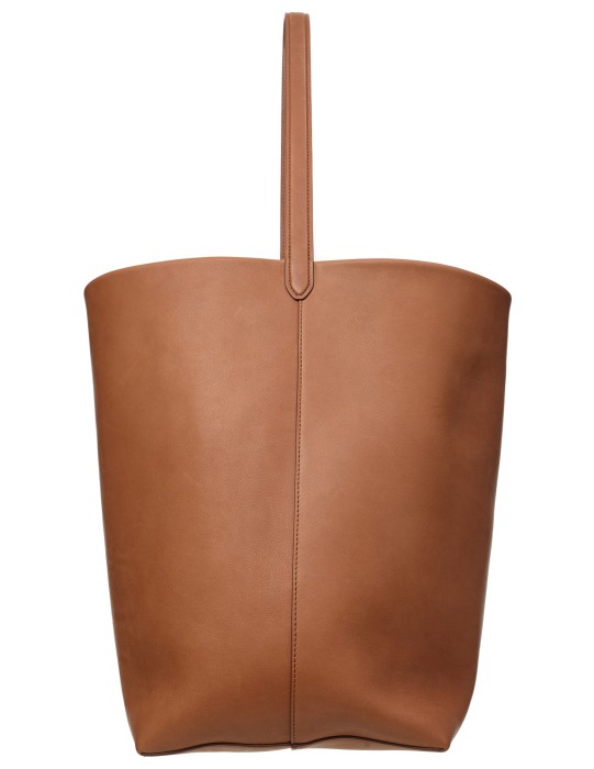 сумка large n-s park tote от бренда the row вид слева