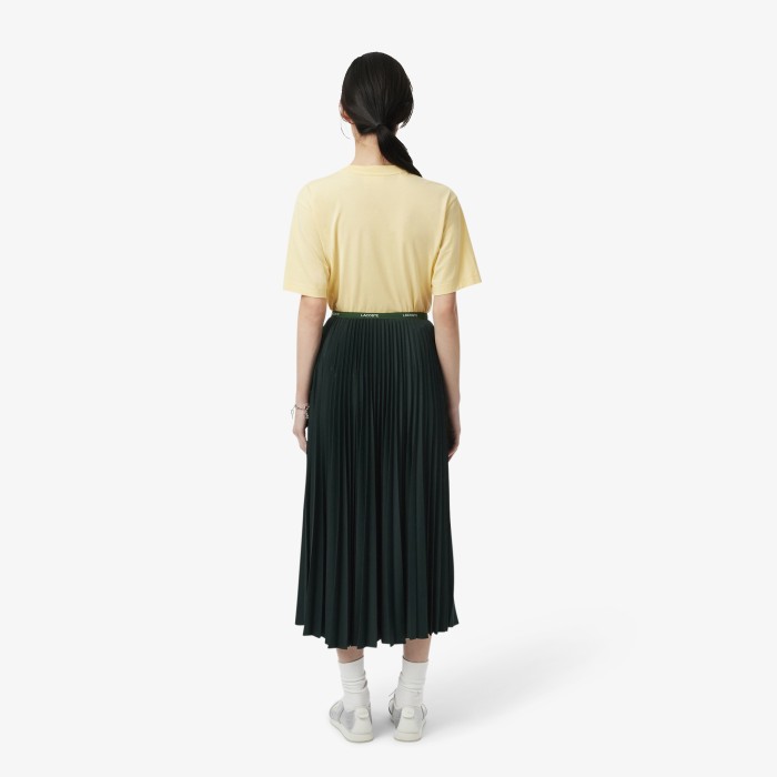 длинная плиссированная юбка  с эластичной талией от бренда lacoste вид слева