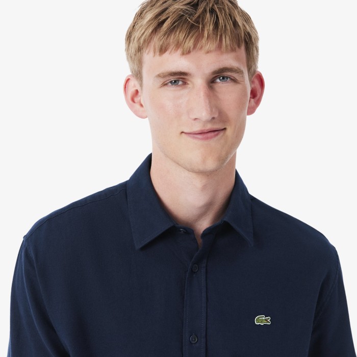 мужская фланелевая рубашка  прямого кроя от бренда lacoste вид слева