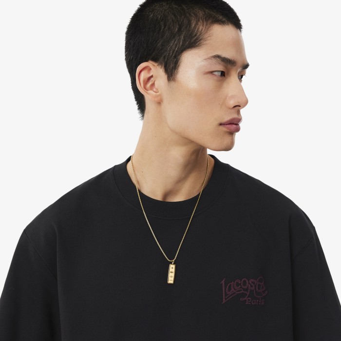 мужская футболка  из плотного хлопка с вышивкой от бренда lacoste вид слева