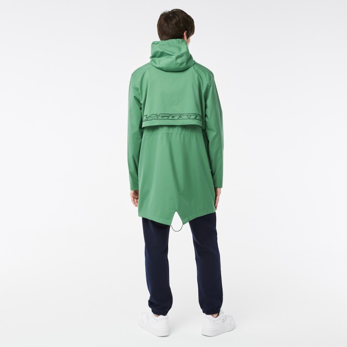 мужская ветровка  стандартного кроя от бренда lacoste вид слева