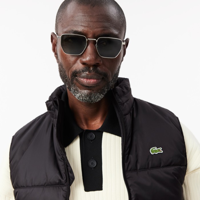 мужская водостойкая стеганая куртка  от бренда lacoste вид слева