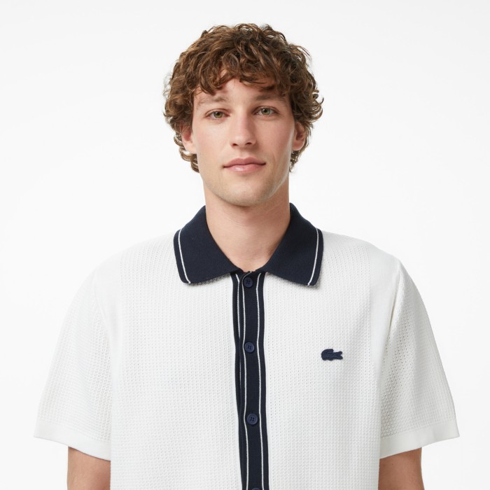 мужская вязанная рубашка  с коротким рукавом от бренда lacoste вид слева