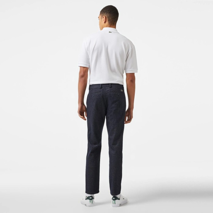 мужские брюки  из смеси хлопка и шерсти от бренда lacoste вид слева
