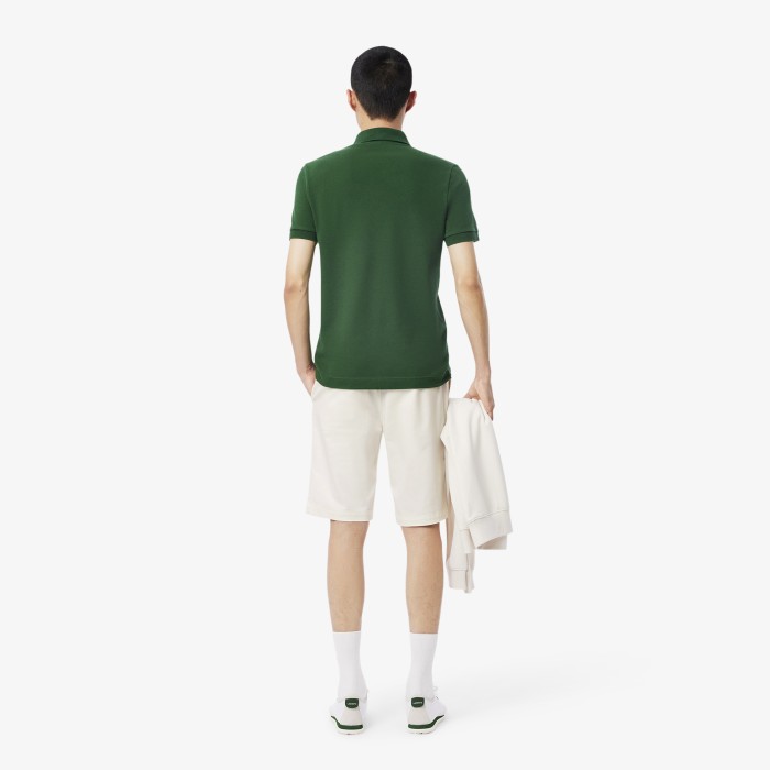 мужские шорты  из эластичного органического хлопка от бренда lacoste вид слева