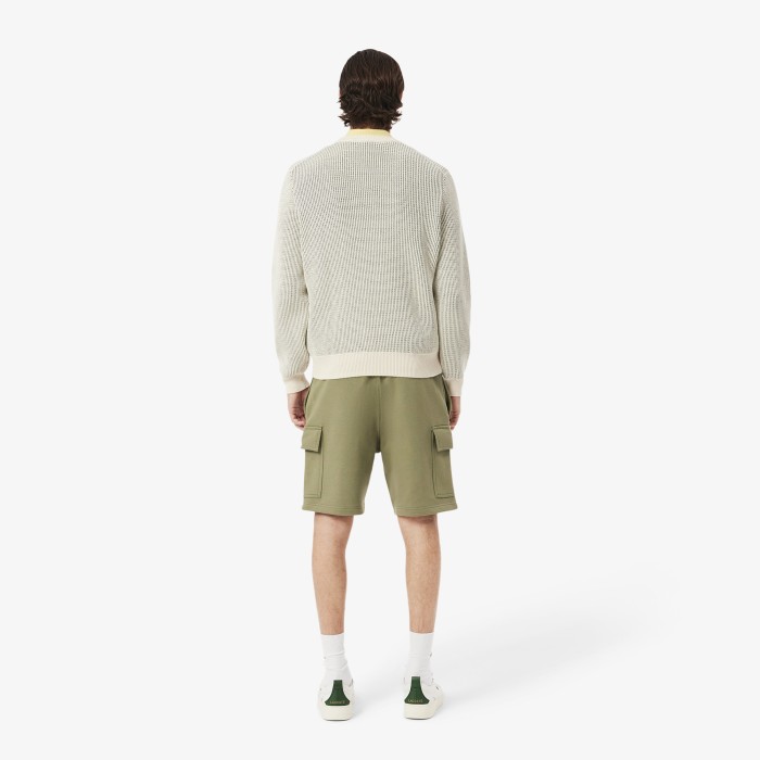 мужские шорты  из органического хлопка от бренда lacoste вид слева
